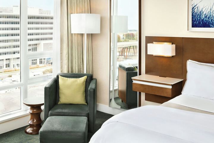 The Westin Wall Centre Vancouver Airport