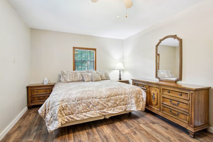 Charming Pocahontas Escape Near Historic Downtown!