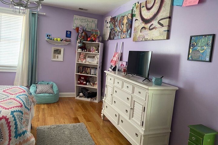 Room 43 of 77