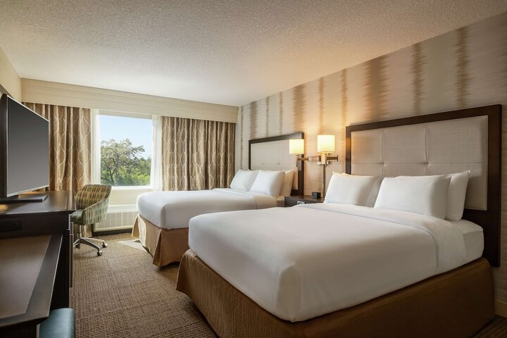 Room 21 of 48