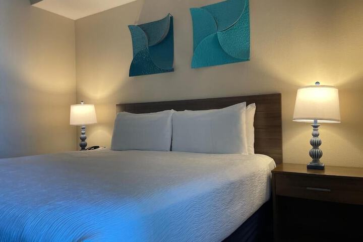 South Beach Biloxi Hotel & Suites