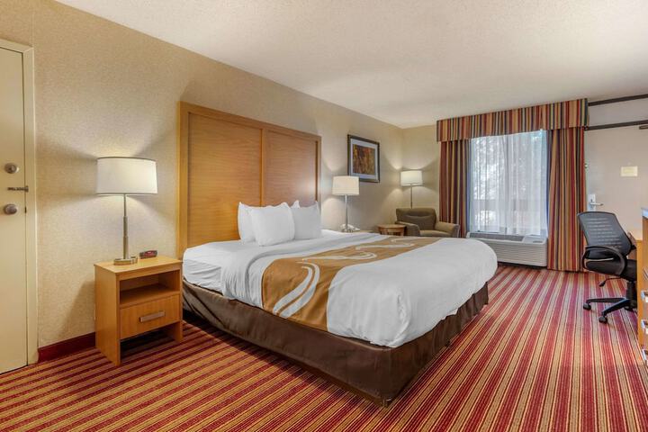 Quality Inn Exit 4