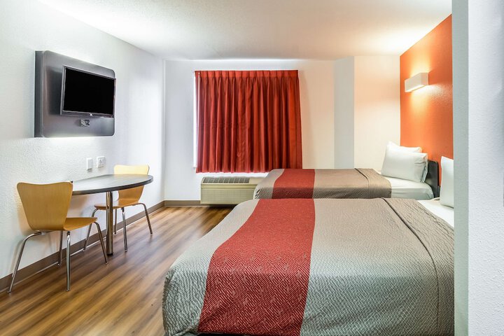 Room 28 of 30