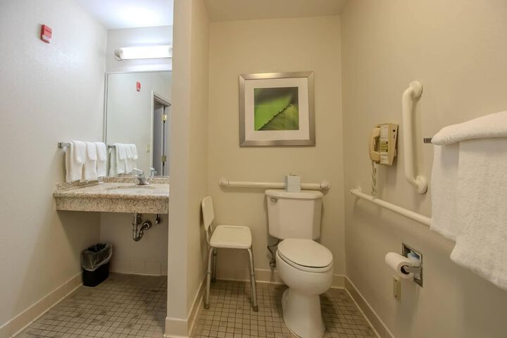 Country Inn & Suites by Radisson Convention Center