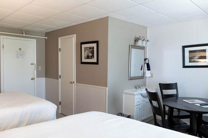 Room 113 of 153