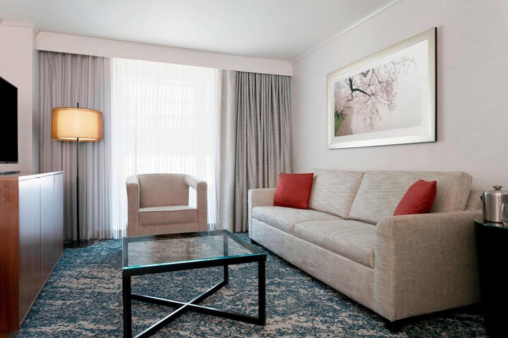 Room 27 of 70