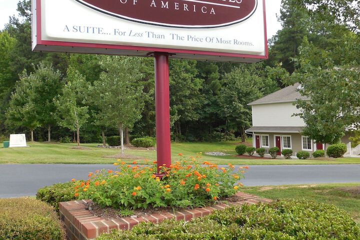 Affordable Suites Salisbury