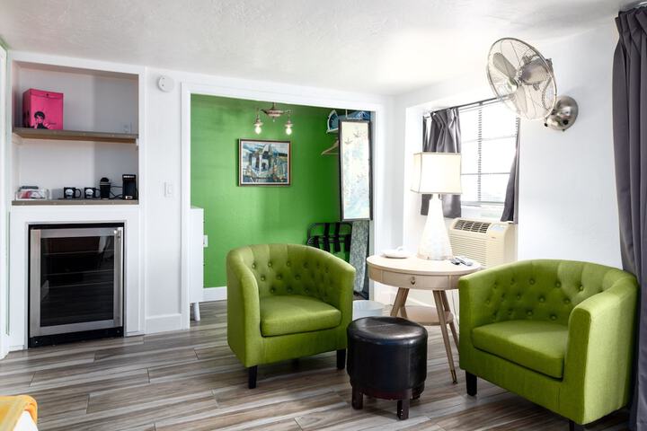 Room 33 of 56