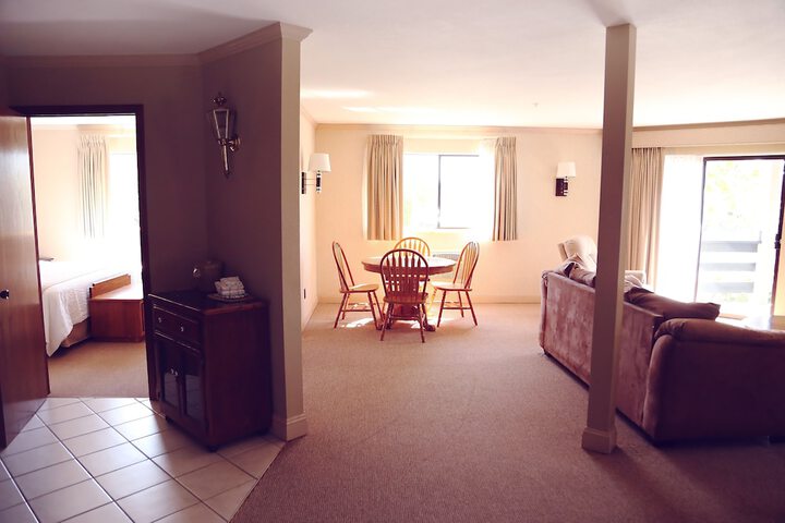 Room 35 of 68