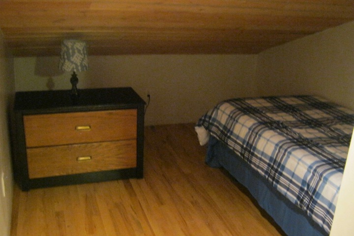 Room 63 of 100