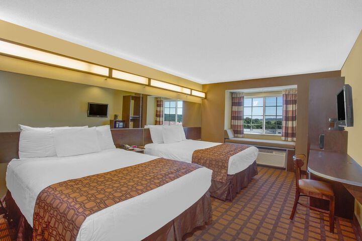 Microtel Inn & Suites by Wyndham Harrisonburg