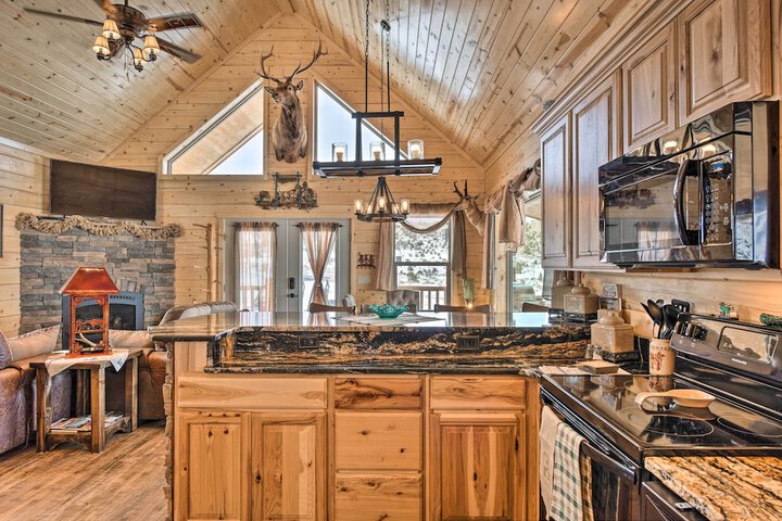 Rio Grande National Forest Cabin: Views & Hot Tub