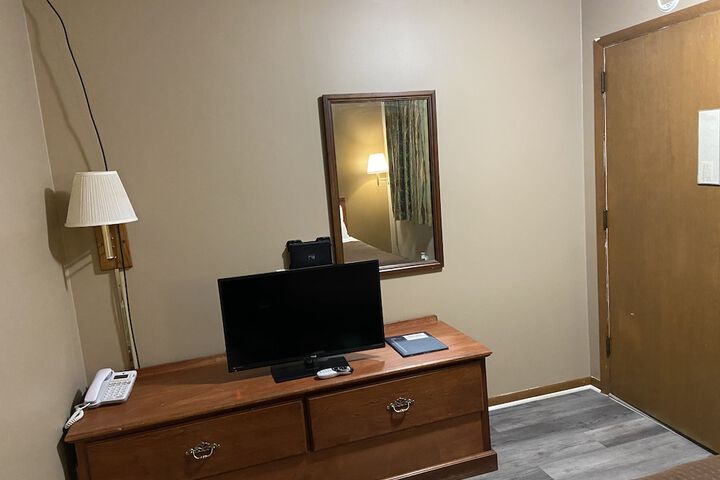 Room 16 of 61