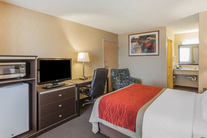 Room 8 of 24