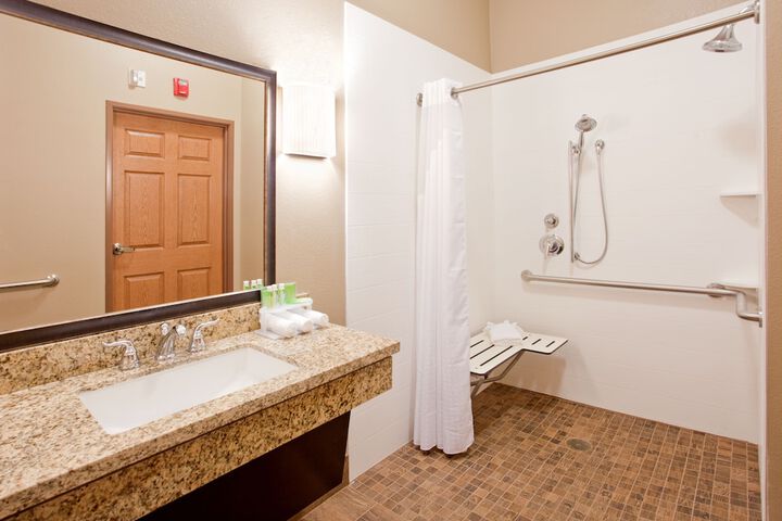 Holiday Inn Express Hotel & Suites St. Joseph by IHG