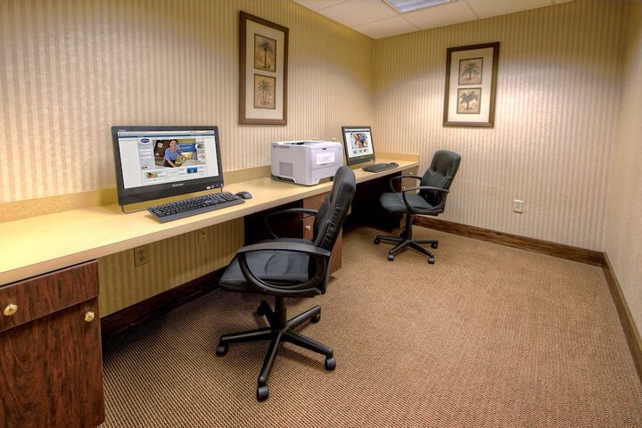 Business Center 41 of 41