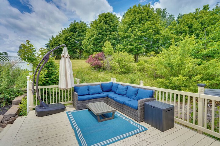 Expansive Upstate Home w / Home Theater!