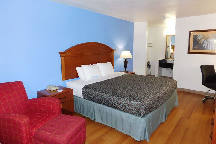 Room 40 of 47