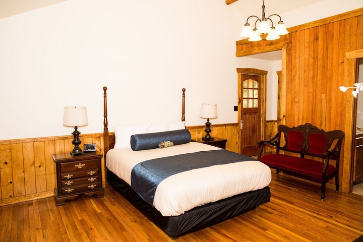 Room 21 of 48