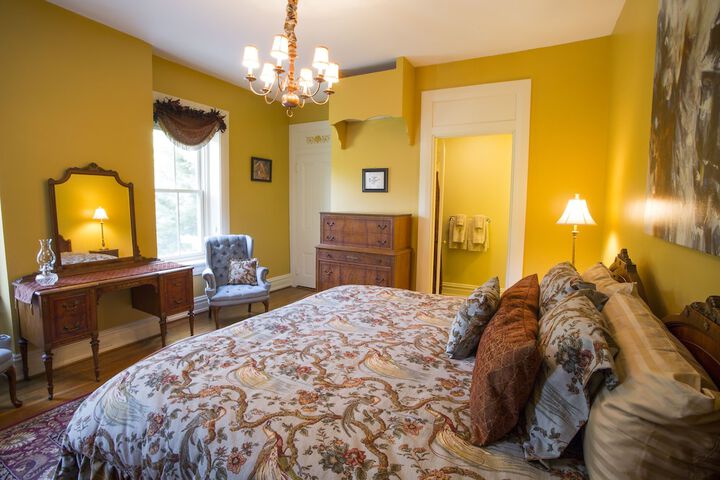 Room 17 of 51