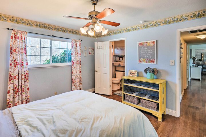 1 Mi to Main Street Sutter Creek: Poolside Oasis!