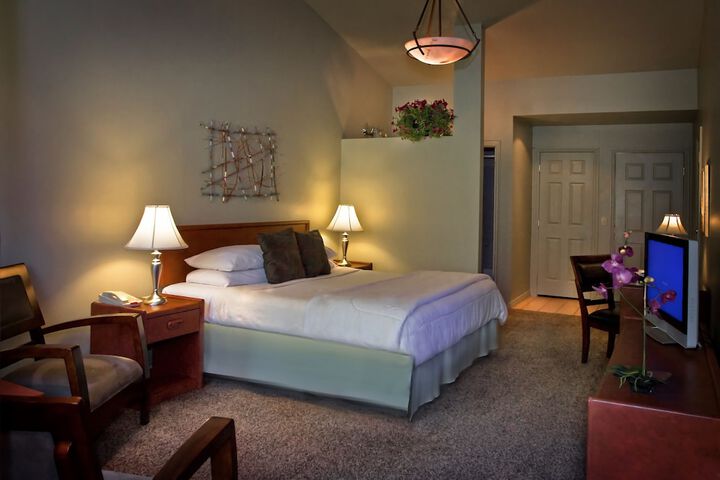 Room 34 of 165