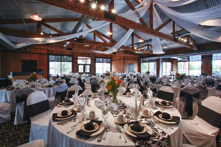 Ballroom/Hall 95 of 103