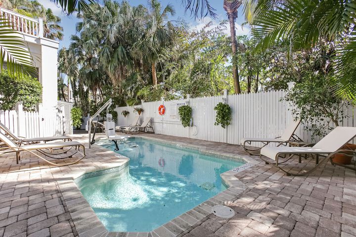 Pool 3 of 40