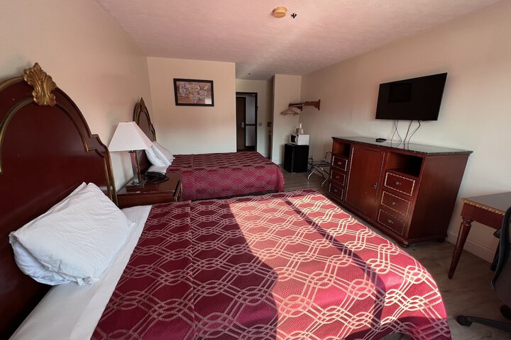 Room 9 of 27