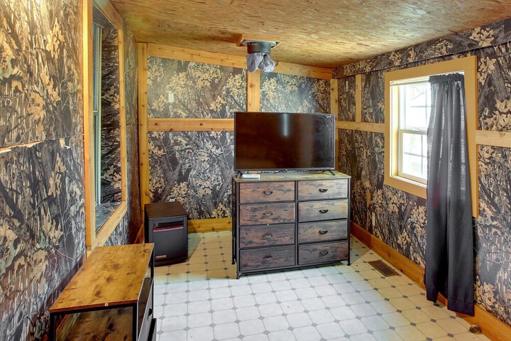 Burkesville Vacation Rental - 5 Mi to the Lake!