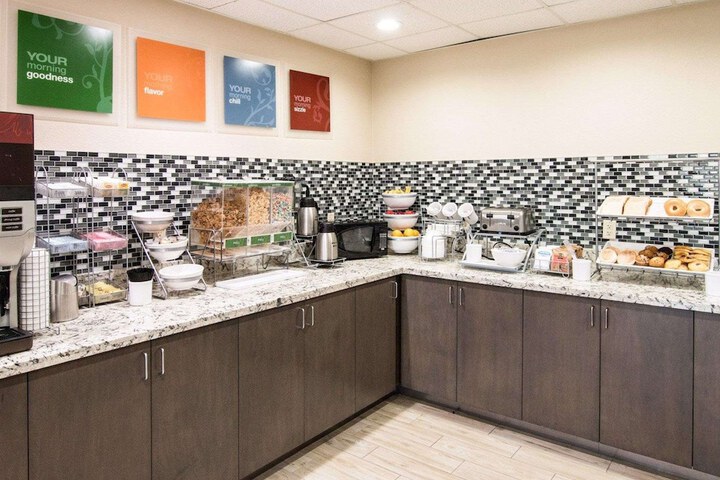 Comfort Suites San Angelo near University