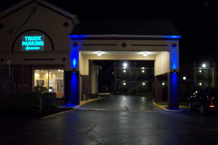Bluegrass Inn