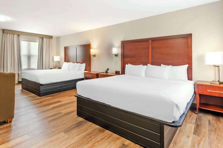 Room 21 of 35