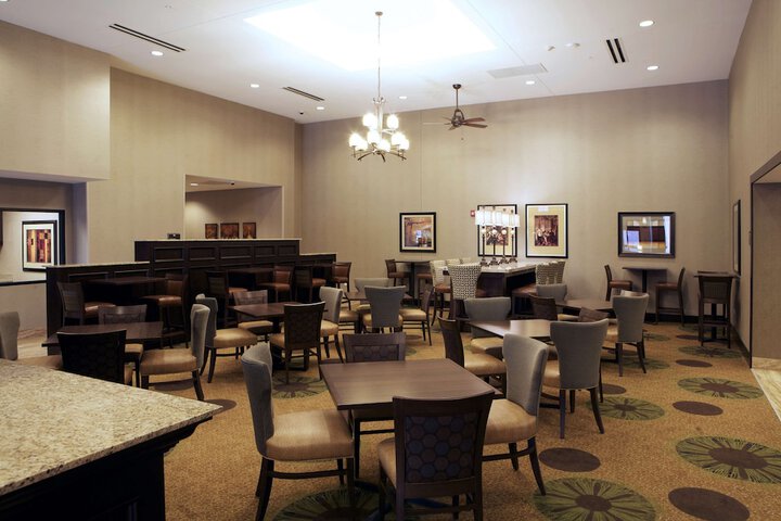 Homewood Suites by Hilton Coralville - Iowa River Landing