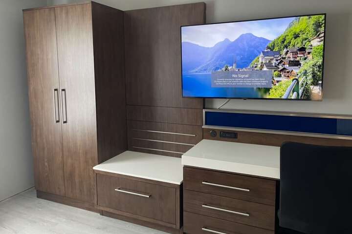 Luxor Inn & Suites a Travelodge by Wyndham
