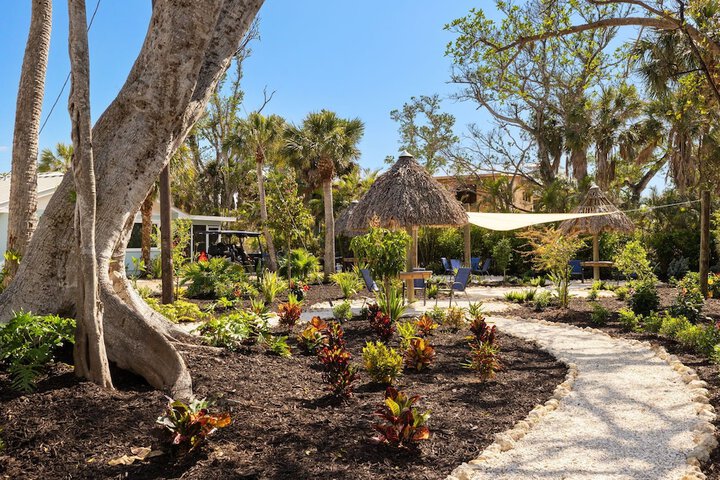 Driftwood Inn