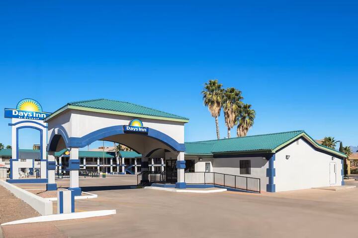 Days Inn by Wyndham Safford AZ