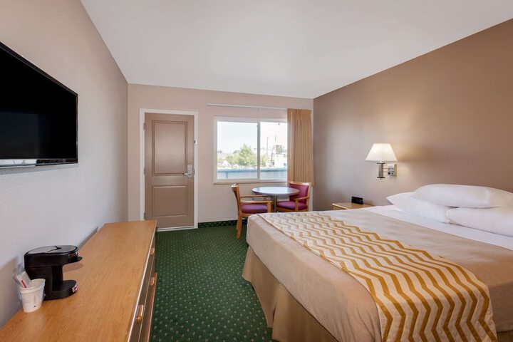 Room 29 of 30