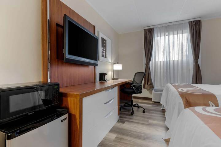 Room 19 of 40