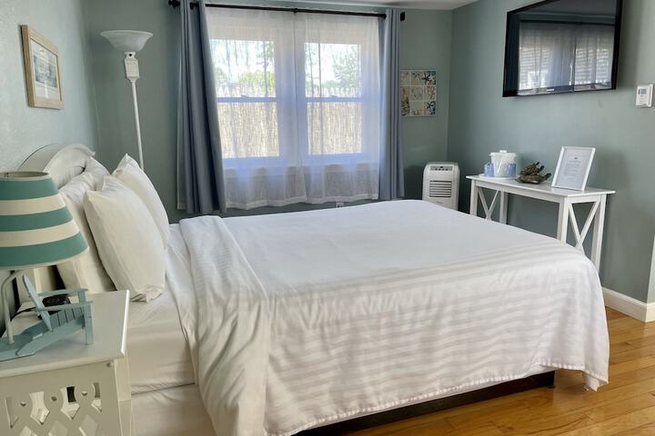 Room 44 of 101