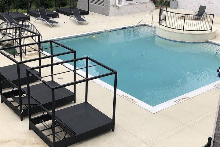 Pool 2 of 29