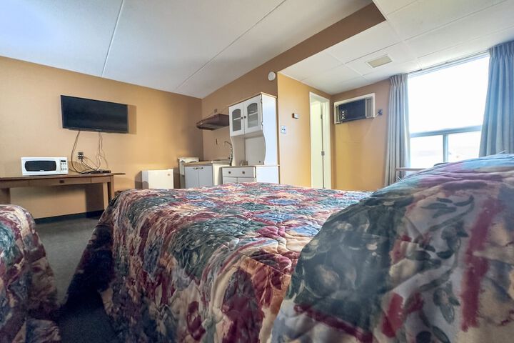 Room 9 of 21