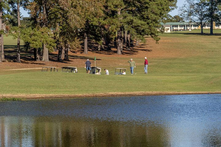 Golf 28 of 33