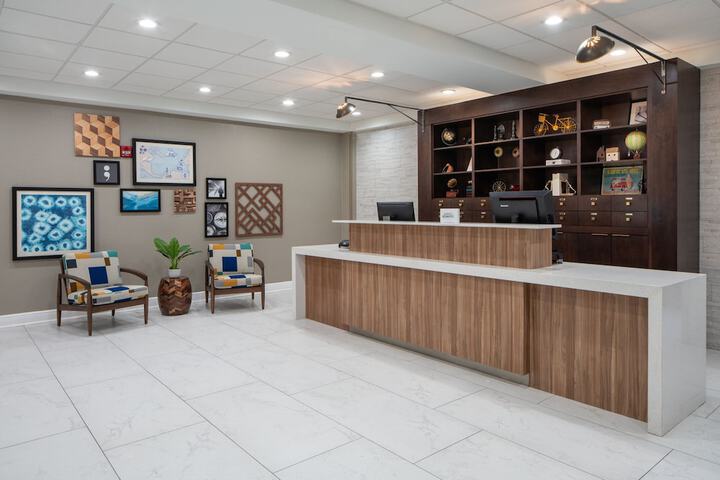 Four Points by Sheraton Alexandria