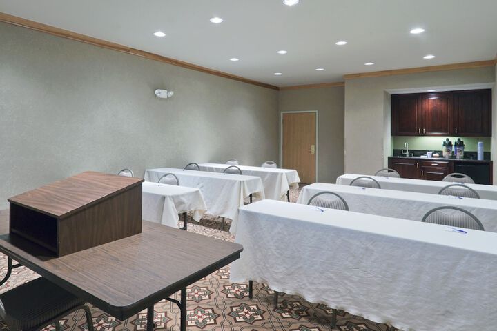 Holiday Inn Express Greensburg by IHG