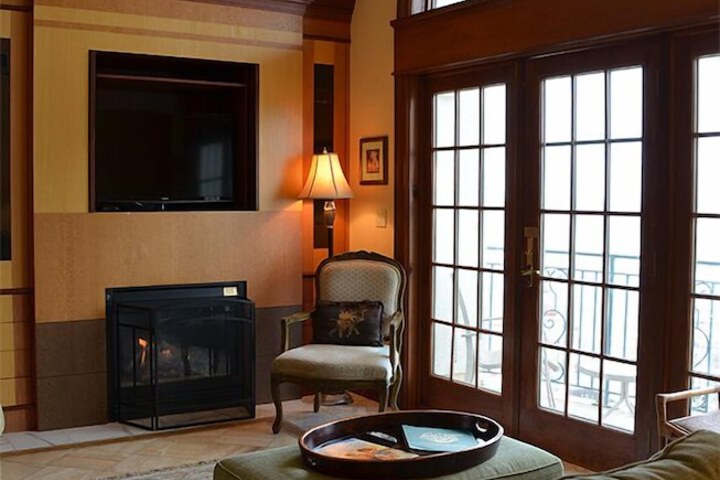 The Flanders Hotel