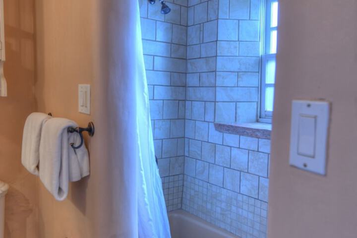 Room 62 of 75