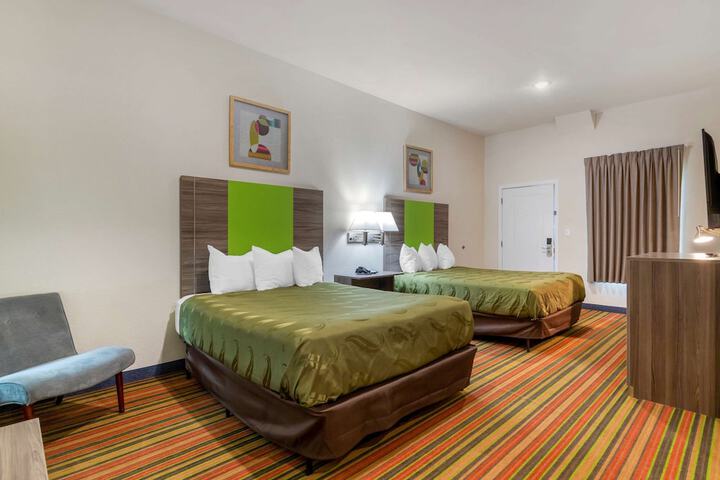 Room 15 of 27