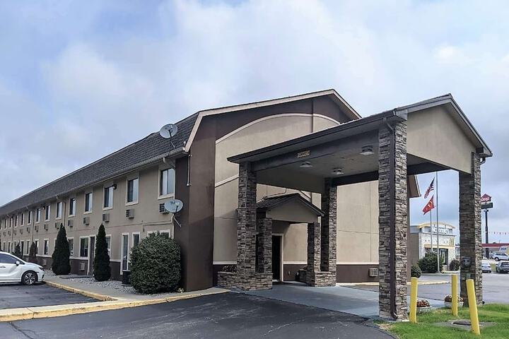 Hotel 2 of 16