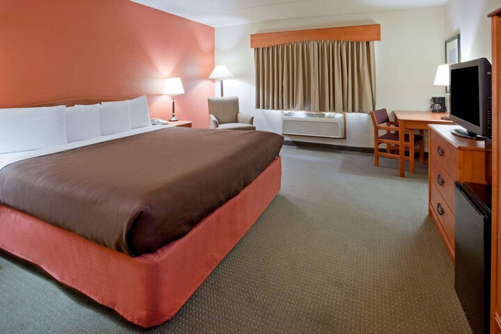 Room 13 of 20
